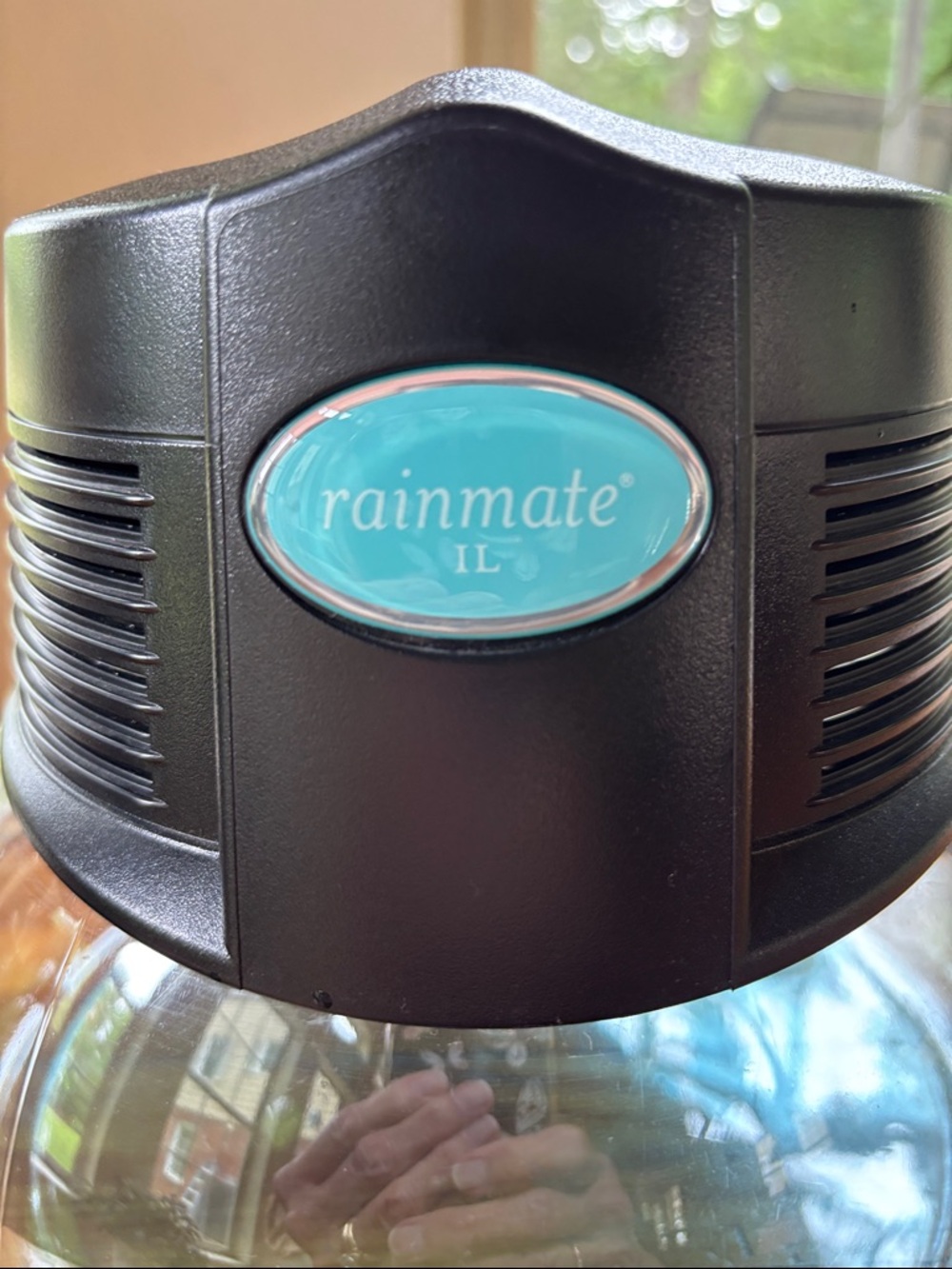 Rainbow Rain Mate IL W/LED Light Compact For Easy Moving...Black And Blue - Picture 3 of 8